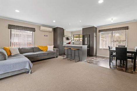 Photo of property in 74 Blomfield Street, Pukehangi, Rotorua, 3015