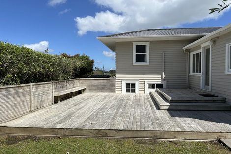 Photo of property in 1/12 Northumberland Avenue, Belmont, Auckland, 0622