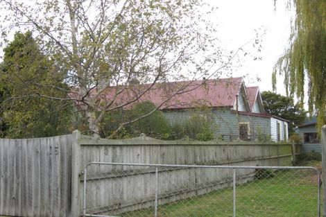 Photo of property in 15 Burns Street, Milton, 9220
