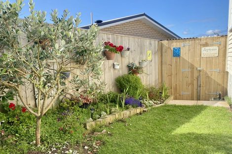 Photo of property in 29 Churchill Crescent, Tawhero, Whanganui, 4501