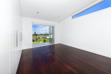 Photo of property in 151 Birkenhead Avenue, Birkenhead, Auckland, 0626