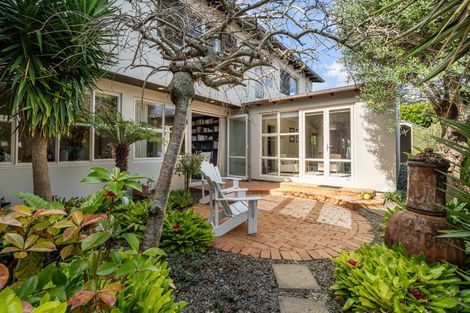 Photo of property in 1/2 Clifton Road, Hauraki, Auckland, 0622