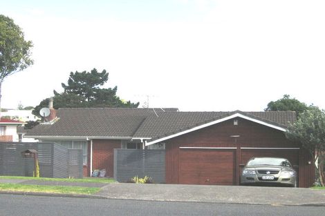 Photo of property in 1/12 Manuka Road, Glenfield, Auckland, 0629