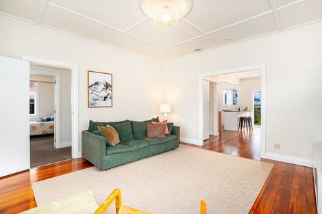 Photo of property in 35 Strathavon Road, Miramar, Wellington, 6022