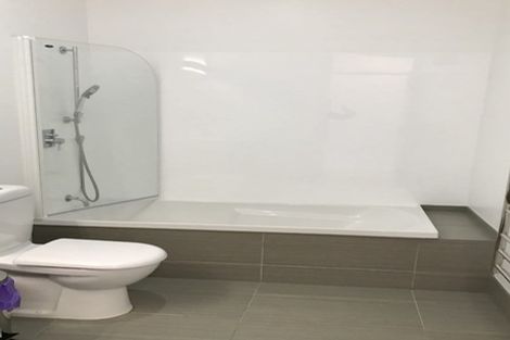 Photo of property in 30 Saddleback Grove, Karori, Wellington, 6012