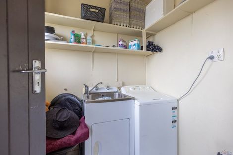 Photo of property in 21 Rira Street, Marton, 4710