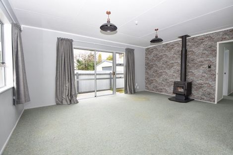 Photo of property in 12 Moore Crescent, Carterton, 5713