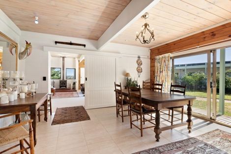 Photo of property in 614 Ohariu Valley Road, Ohariu, Wellington, 6037