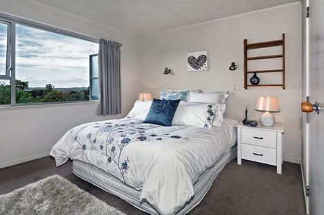 Photo of property in 55a/2 West Lynn Road, Titirangi, Auckland, 0604