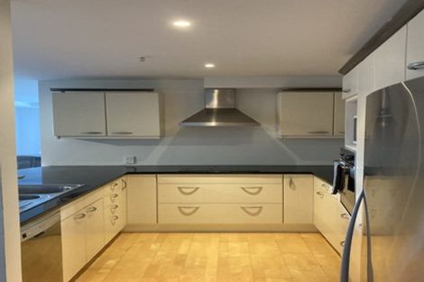 Photo of property in 11/80u Salamanca Road, Kelburn, Wellington, 6012