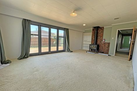 Photo of property in 50 Kimberley Grove, Westbrook, Palmerston North, 4412