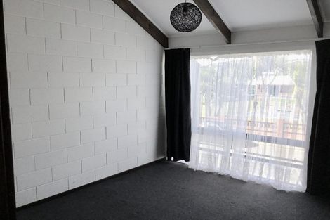 Photo of property in 19/4u Dr Taylor Terrace, Johnsonville, Wellington, 6037