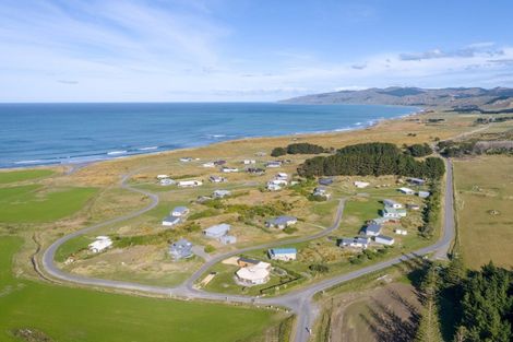 Photo of property in 7 Nunu Drive, Flat Point, Masterton, 5883