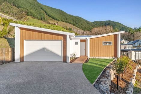 Photo of property in 2 Charters Lane, Stoke, Nelson, 7011