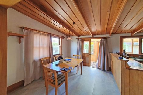 Photo of property in 83 Meeanee Road, Taradale, Napier, 4112