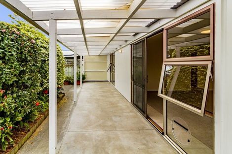 Photo of property in 3 Dolbel Street, Taradale, Napier, 4112