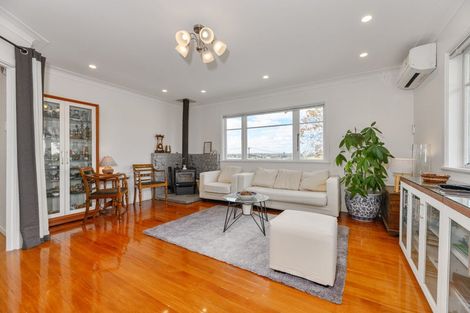 Photo of property in 52 Don Buck Road, Massey, Auckland, 0614