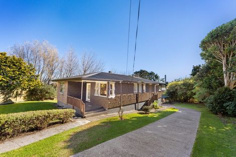 Photo of property in 114a Pioneer Road, Moturoa, New Plymouth, 4310