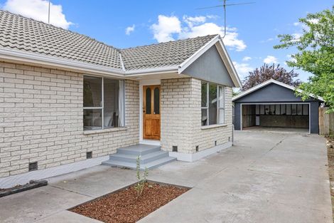Photo of property in 416 Mairehau Road, Parklands, Christchurch, 8083