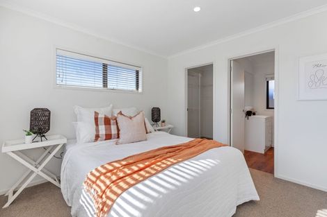 Photo of property in 16 Marion Crescent, Papamoa Beach, Papamoa, 3118