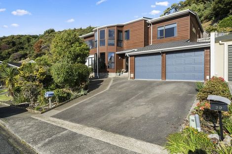 Photo of property in 37 Leeward Drive, Whitby, Porirua, 5024