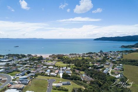 Photo of property in 1 Lori Lane, Coopers Beach, 0420