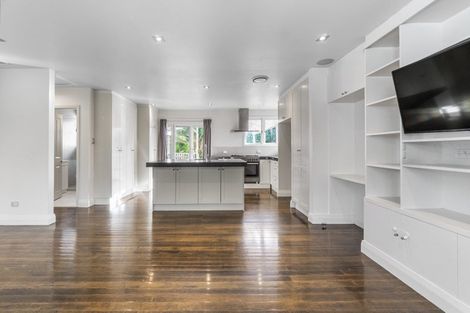 Photo of property in 13 Amberley Avenue, Te Atatu South, Auckland, 0610