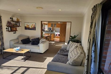 Photo of property in 1/17 Vagues Road, Northcote, Christchurch, 8052