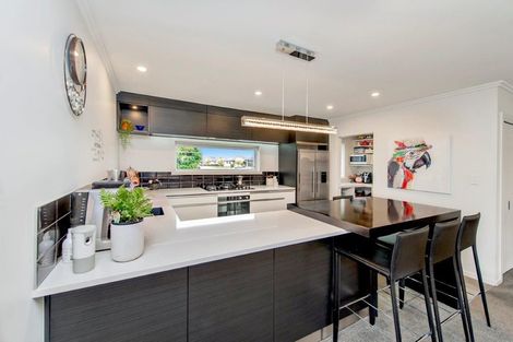 Photo of property in 2 Highworth Crescent, Rolleston, 7615