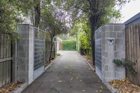 Photo of property in 197a Main North Road, Redwood, Christchurch, 8051