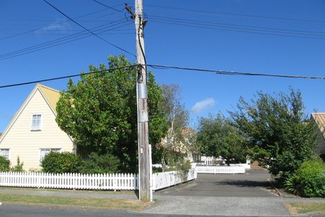 Photo of property in 2h Mchardie Street, Trentham, Upper Hutt, 5018