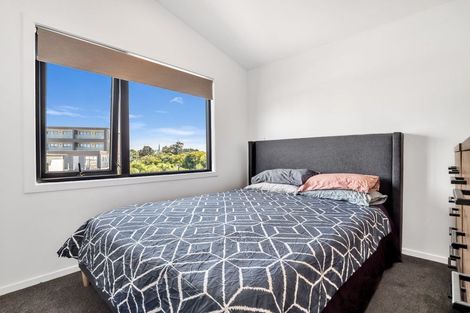Photo of property in 68 Te Puketoka Lane, Mangere, Auckland, 2022