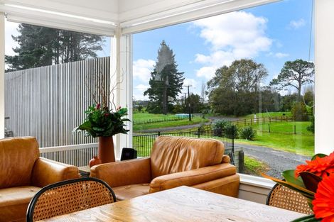 Photo of property in 123 Hunter Road, Taupaki, 0782