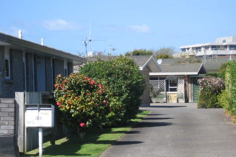 Photo of property in 2/30 Seaspray Drive, Mount Maunganui, 3116