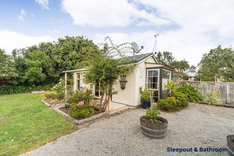 Photo of property in 7 Rangitane Street, Palmerston North, 4414