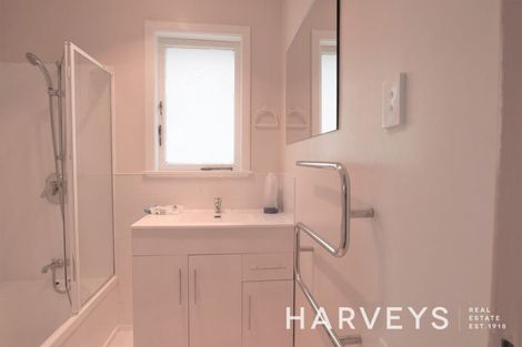 Photo of property in 125 Mcleod Road, Te Atatu South, Auckland, 0610