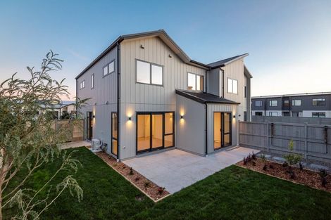 Photo of property in 6 Verde Lane, Rosehill, 2113