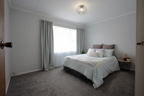 Photo of property in 10 Kapui Place, Waitara, 4320