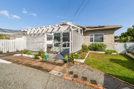 Photo of property in 18 Liverpool Street, Trentham, Upper Hutt, 5018