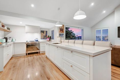 Photo of property in 6 Parkview Drive, Gulf Harbour, Whangaparaoa, 0930