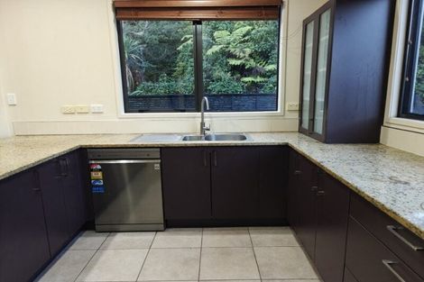 Photo of property in 36 Greenbough Lane, Greenhithe, Auckland, 0632