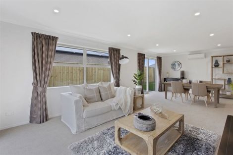 Photo of property in 6 Tutton (pvt) Mews, Rangiora, 7400
