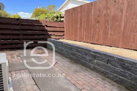 Photo of property in 4/9 Miro Street, New Lynn, Auckland, 0600