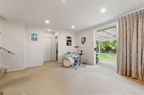 Photo of property in 27 The Track, Takanini, 2112