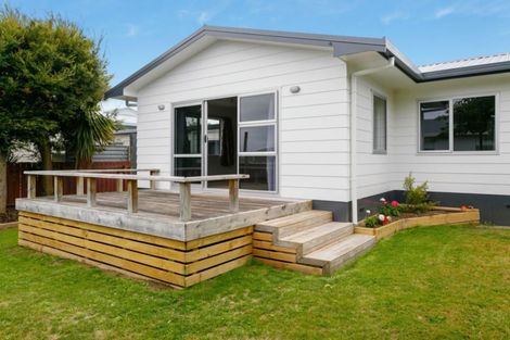 Photo of property in 2/35 Otupai Street, Two Mile Bay, Taupo, 3330