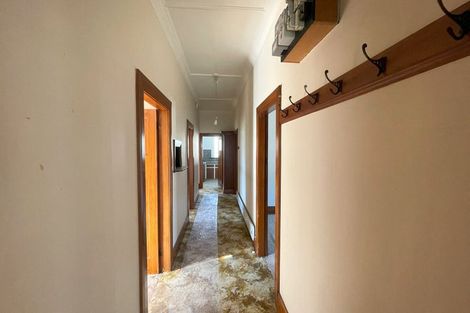 Photo of property in 105 Macandrew Road, South Dunedin, Dunedin, 9012