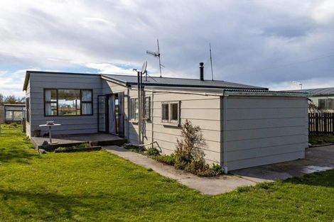 Photo of property in 60 Middle Road, Saint Andrews, Timaru, 7972