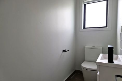 Photo of property in 6 Whakahui Lane, Mangere Bridge, Auckland, 2022