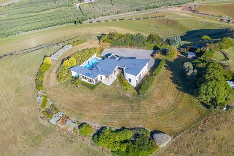 Photo of property in 2536 State Highway 50, Roys Hill, Hastings, 4175