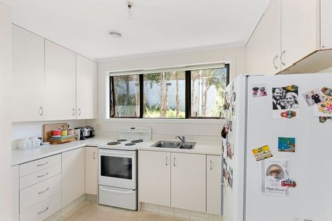 Photo of property in 12 Breton Grove, Kingston, Wellington, 6021